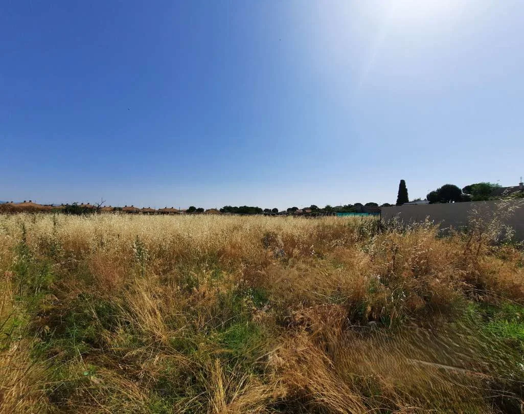 Urban plot in Escalona, 529 m²
