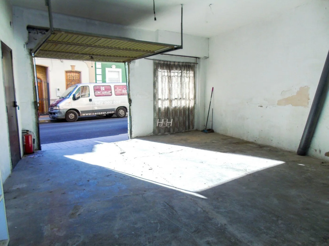 199 m² commercial unit in Cantereria