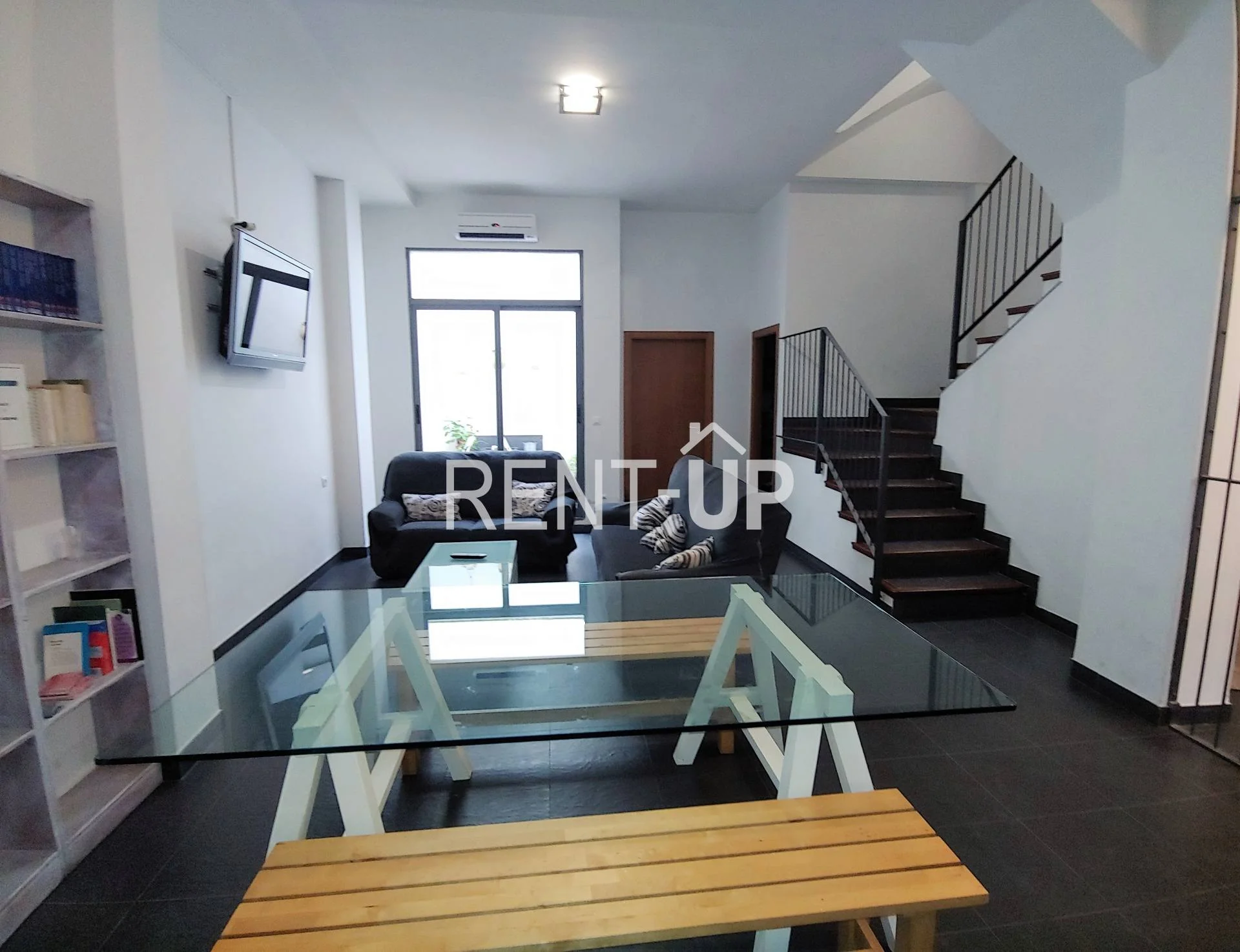 Reformed rural guesthouse near Xàtiva