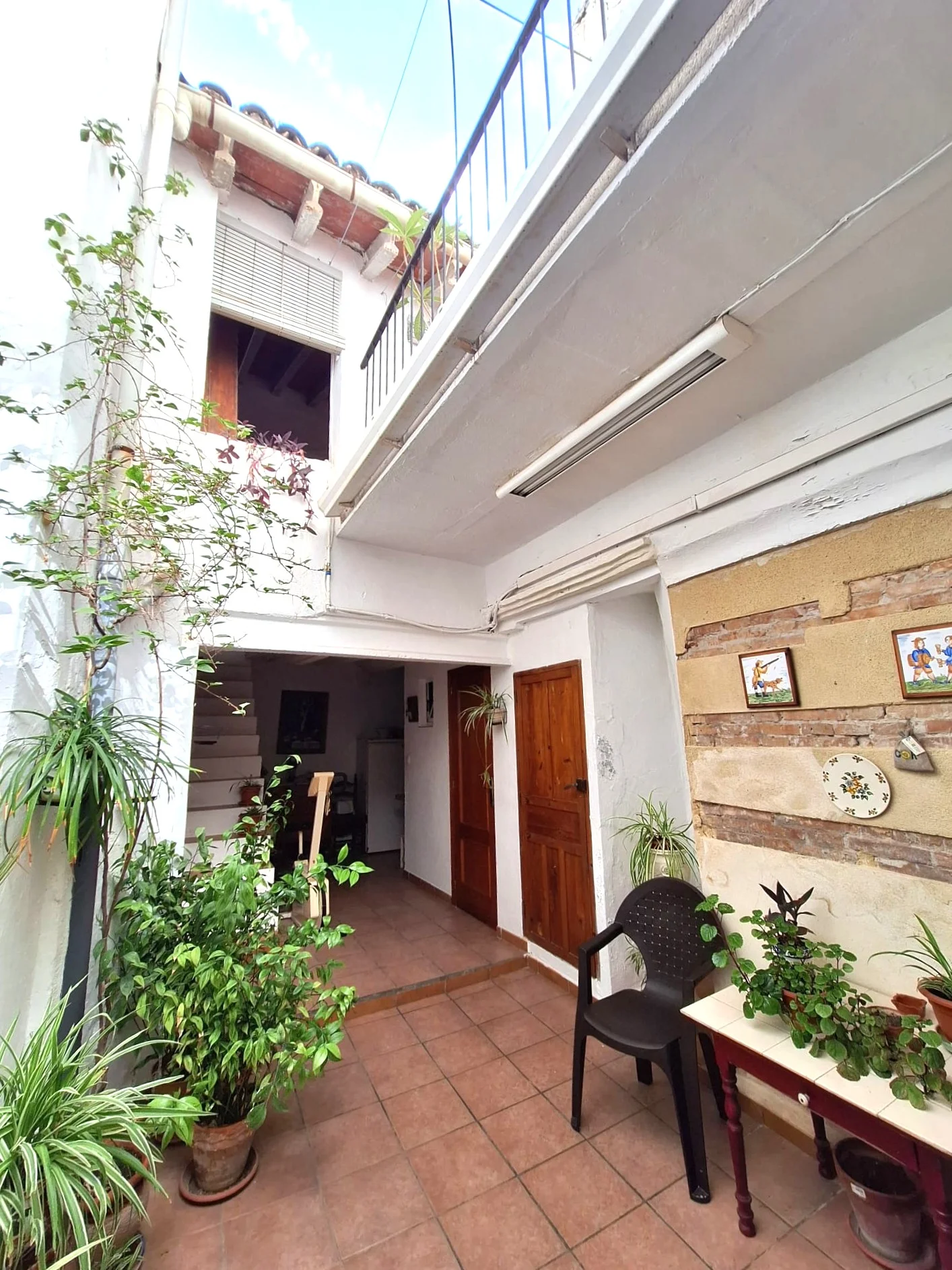 Historic Xàtiva house with renovated attic