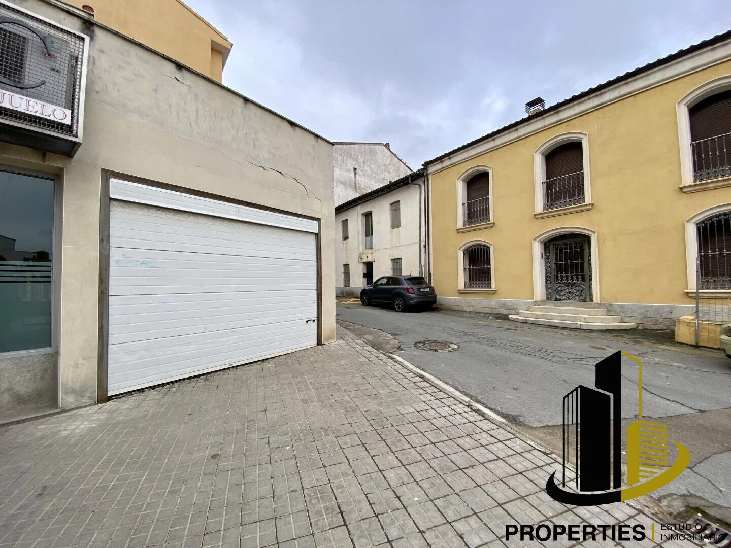 Double garage in Guijuelo, 31 m²