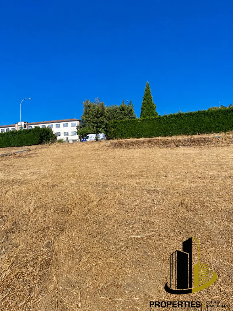 Parcela urbana en Guijuelo de 255 m²