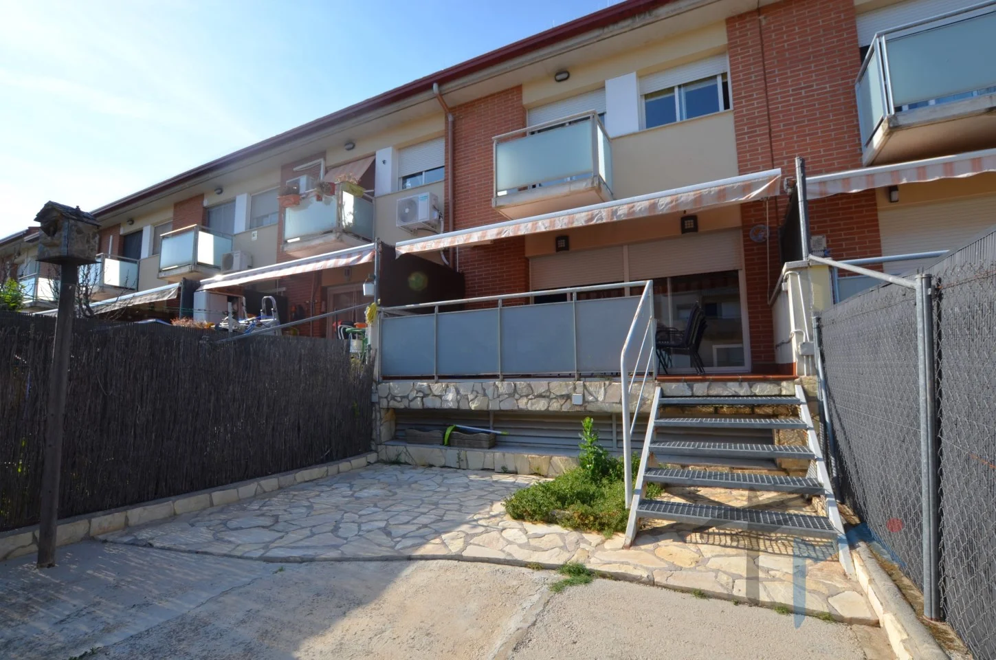 Casa adosada amplia con jardín en Masquefa
