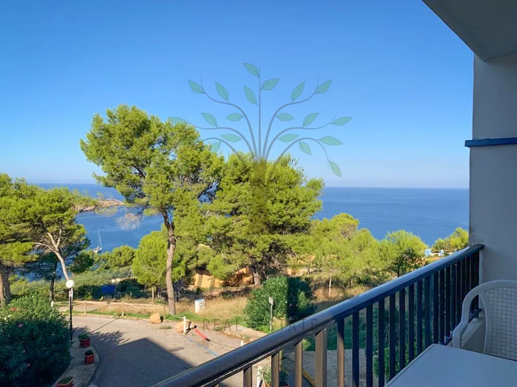 Apartamento con vistas al mar en Cala San Vicente
