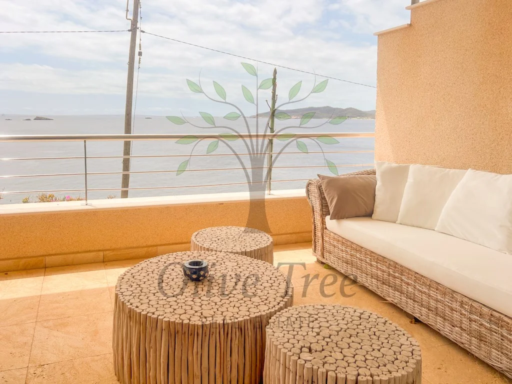 Apartamento frente al mar en Eivissa, 200 m² y 2 dormitorios