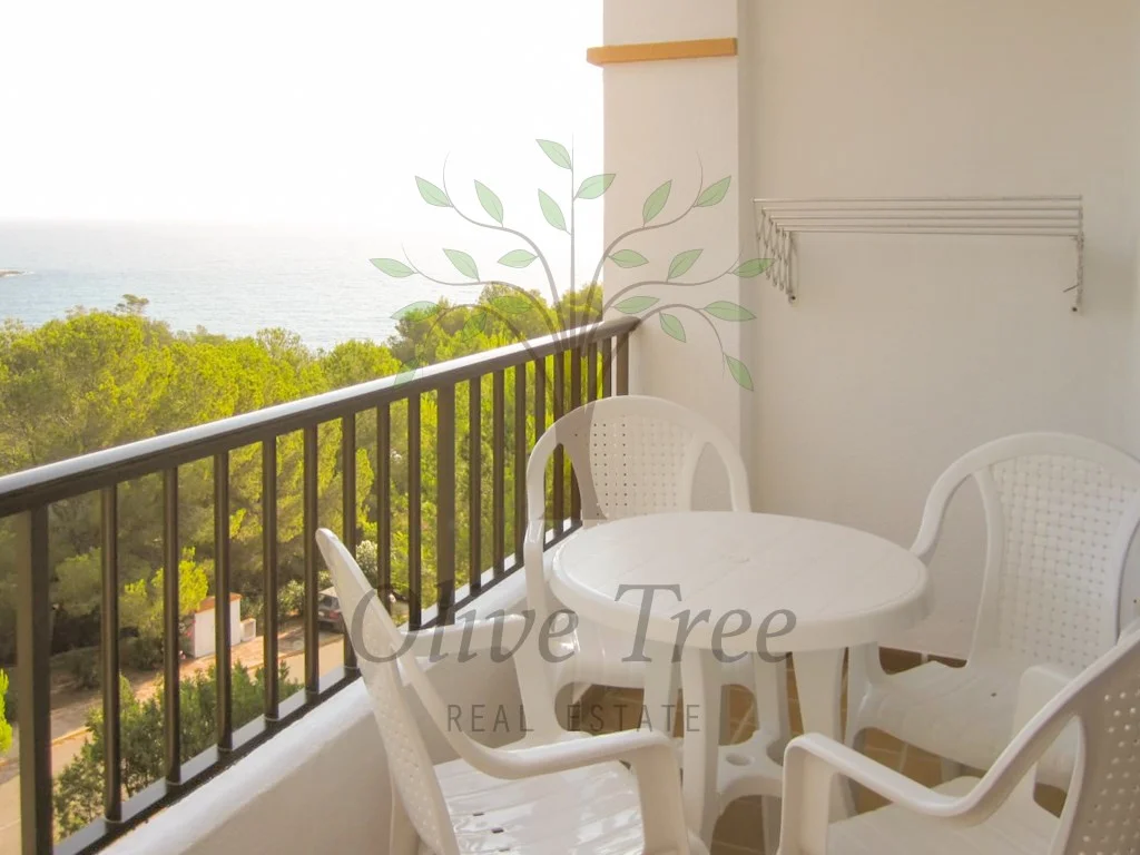 Apartamento tríplex exterior con vistas al mar
