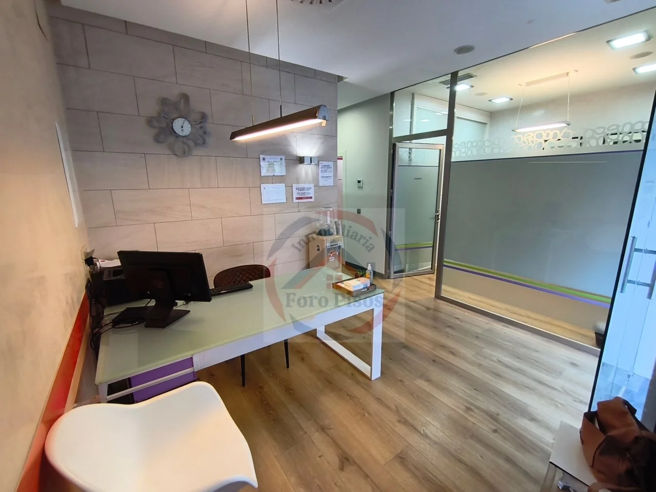 Clinic-ready premises with five rooms
