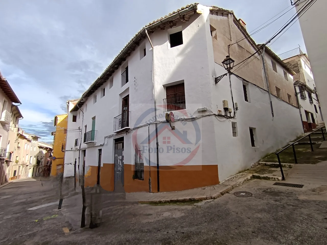 Central Xàtiva house reconstruction project