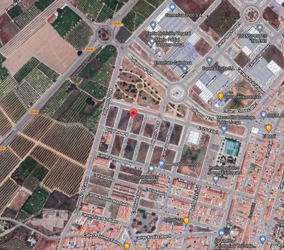 Urban corner plot, 257 m²