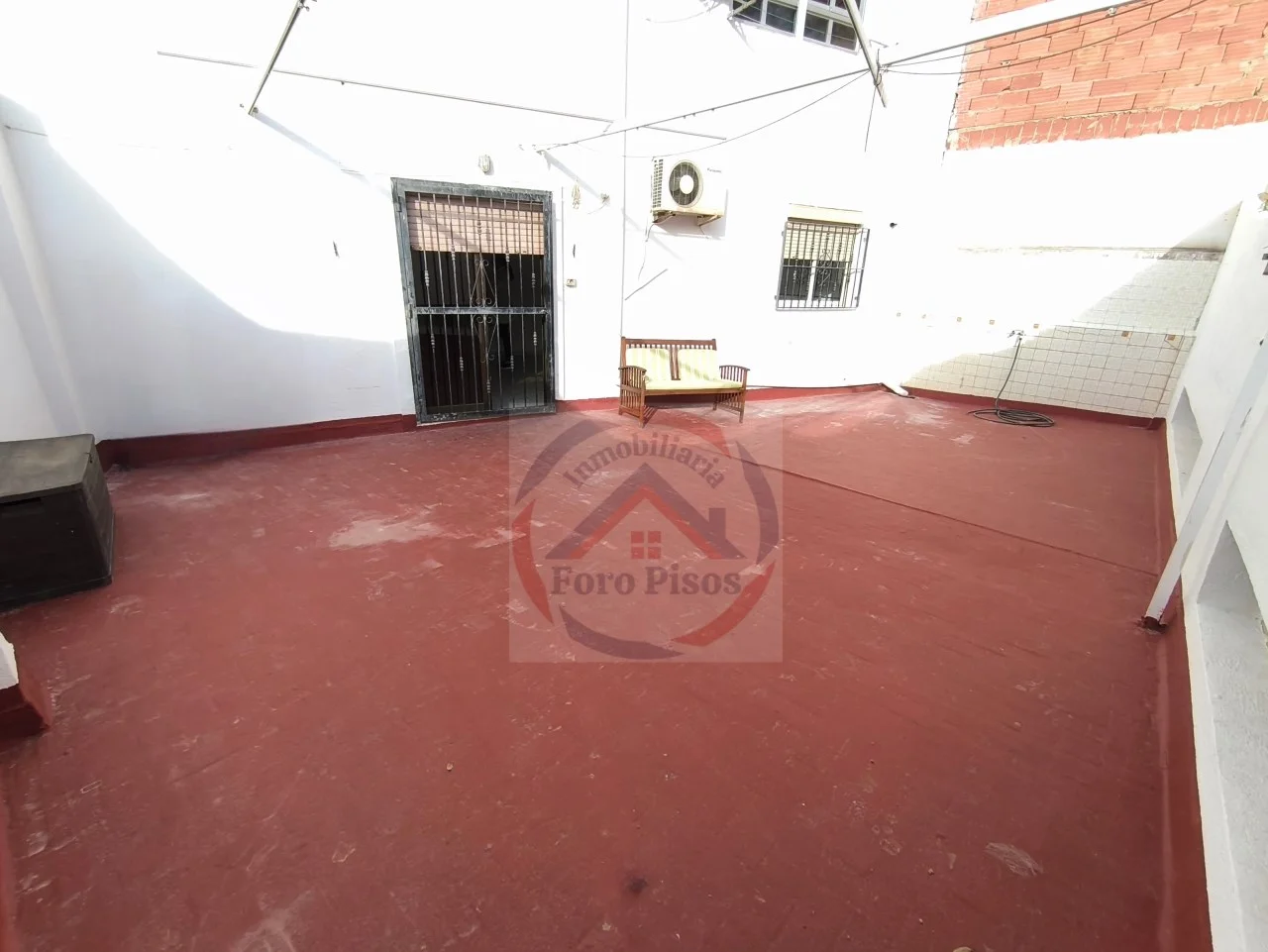 Central Xàtiva flat, four-bedroom value