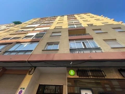 Reus Centre flat, three-bedroom auction