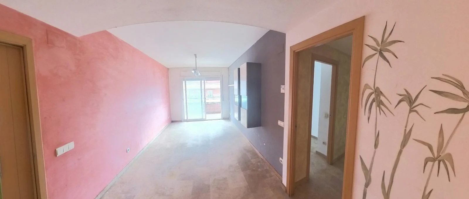 Viladecans flat with pool, 3 bedrooms