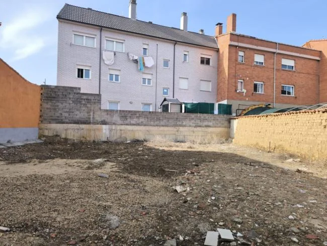 Urban plot in Villaobispo, 315 m²