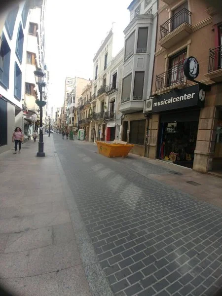 Street-front commercial unit in Castellón