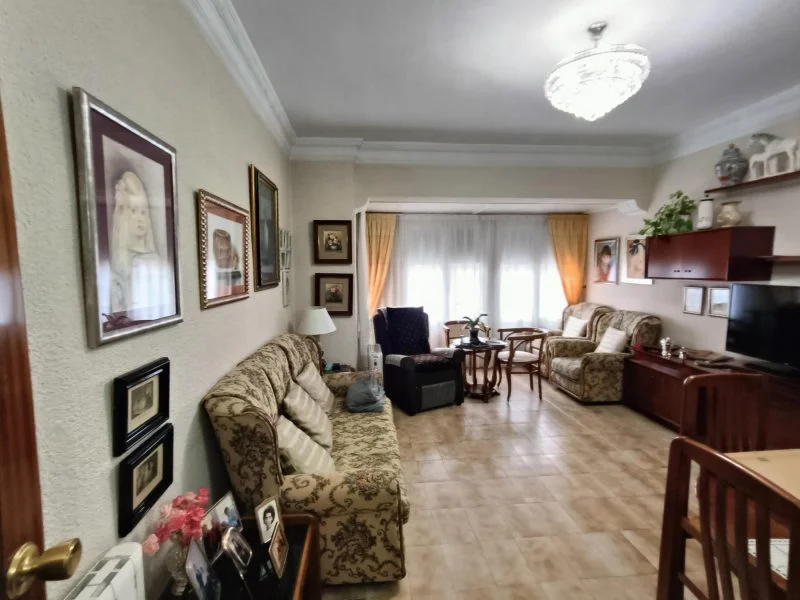 Castellón flat with three bedrooms