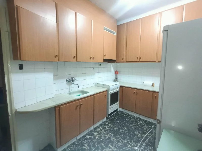 Piso para reformar en Capuchinos, 3 dormitorios