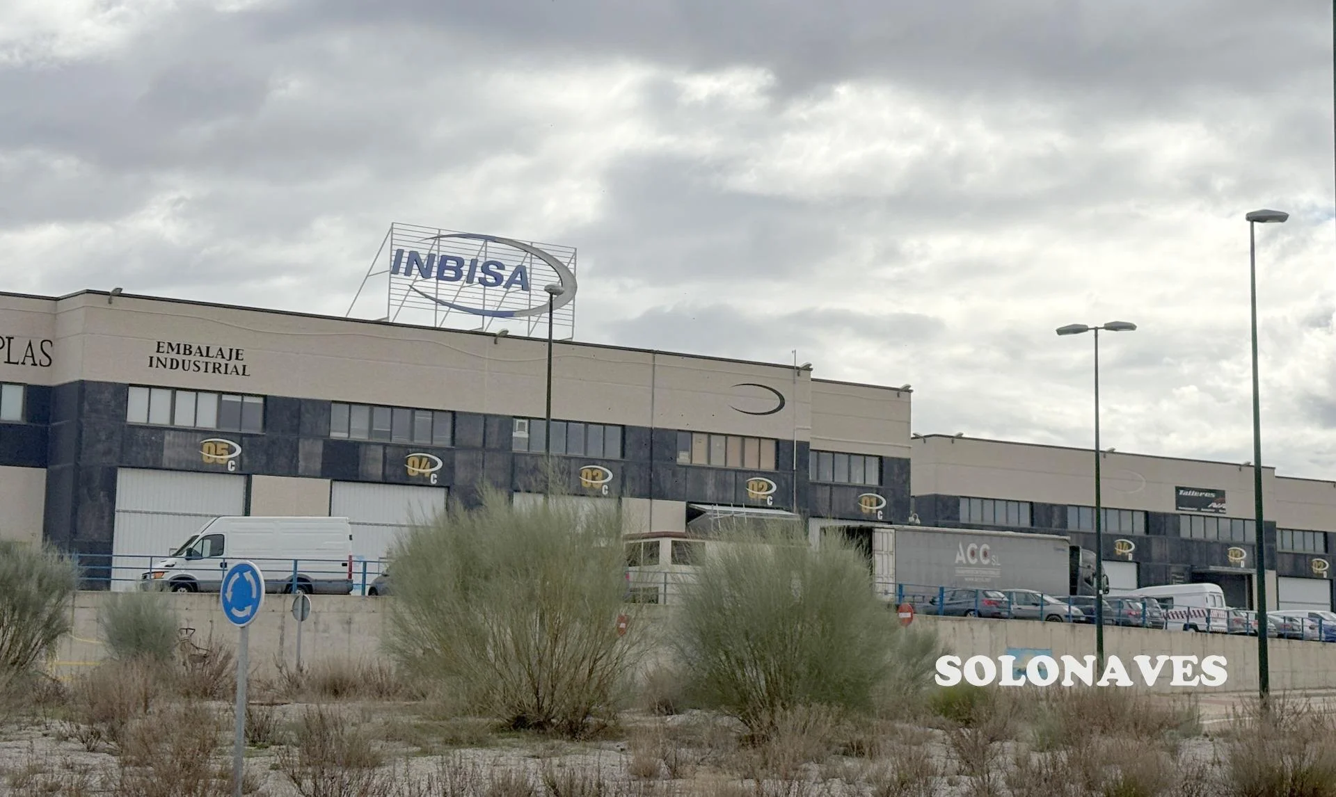 Industrial warehouse in Cartuja Baja, 223 m²