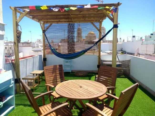 Historic Cádiz penthouse with 40m² terrace