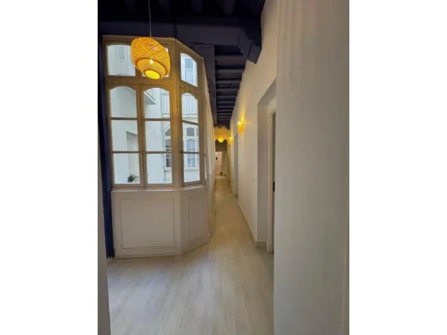 Spacious Cádiz centre flat, four bedrooms