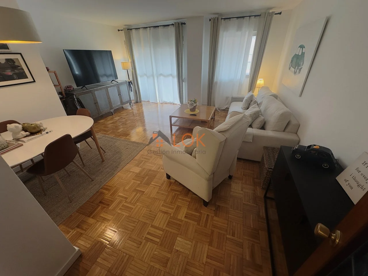 Piso céntrico reformado en Málaga, cuatro dormitorios