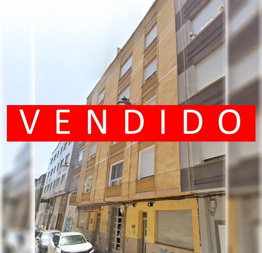 Piso en Zona Alta con tres habitaciones