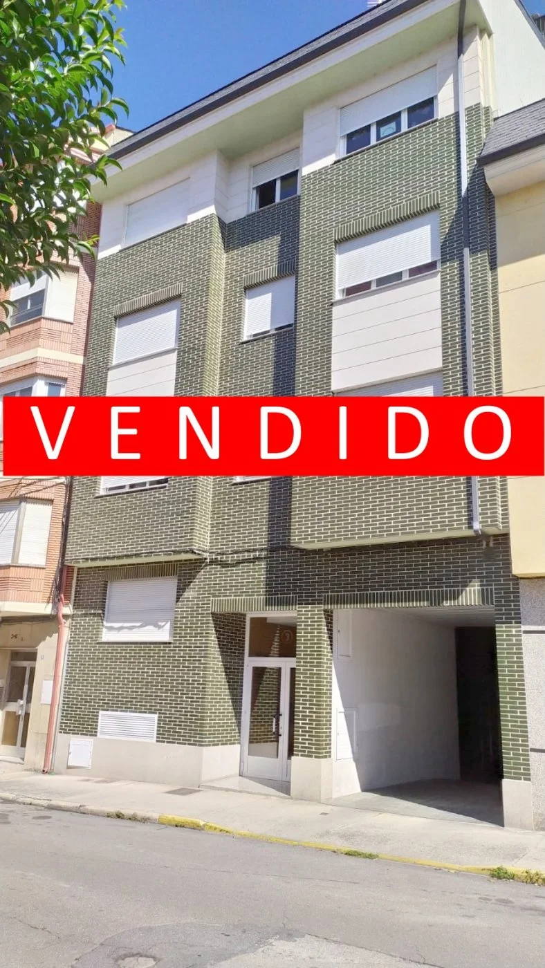 Two-bedroom apartment with terrace