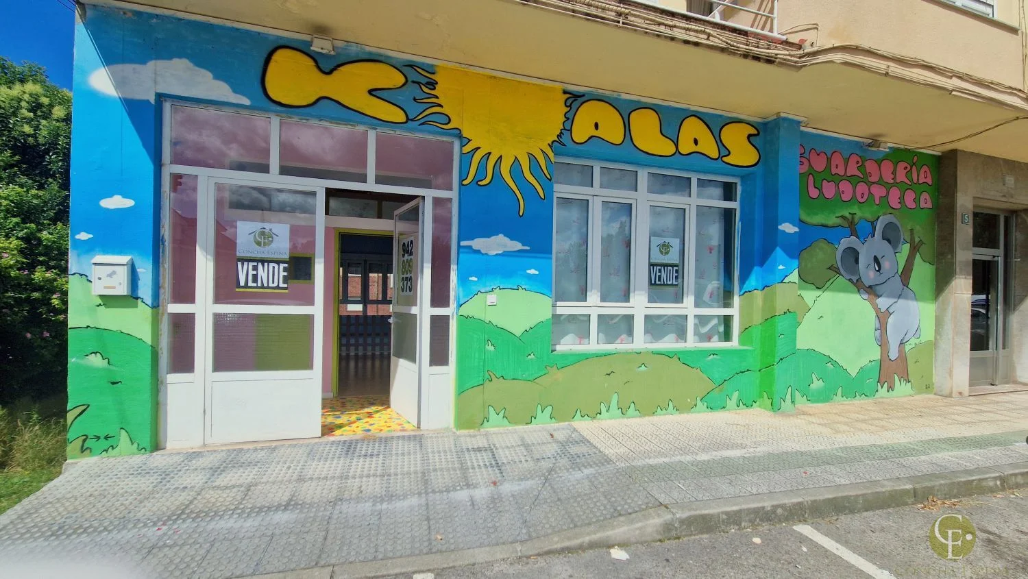 Vioño commercial unit with two offices
