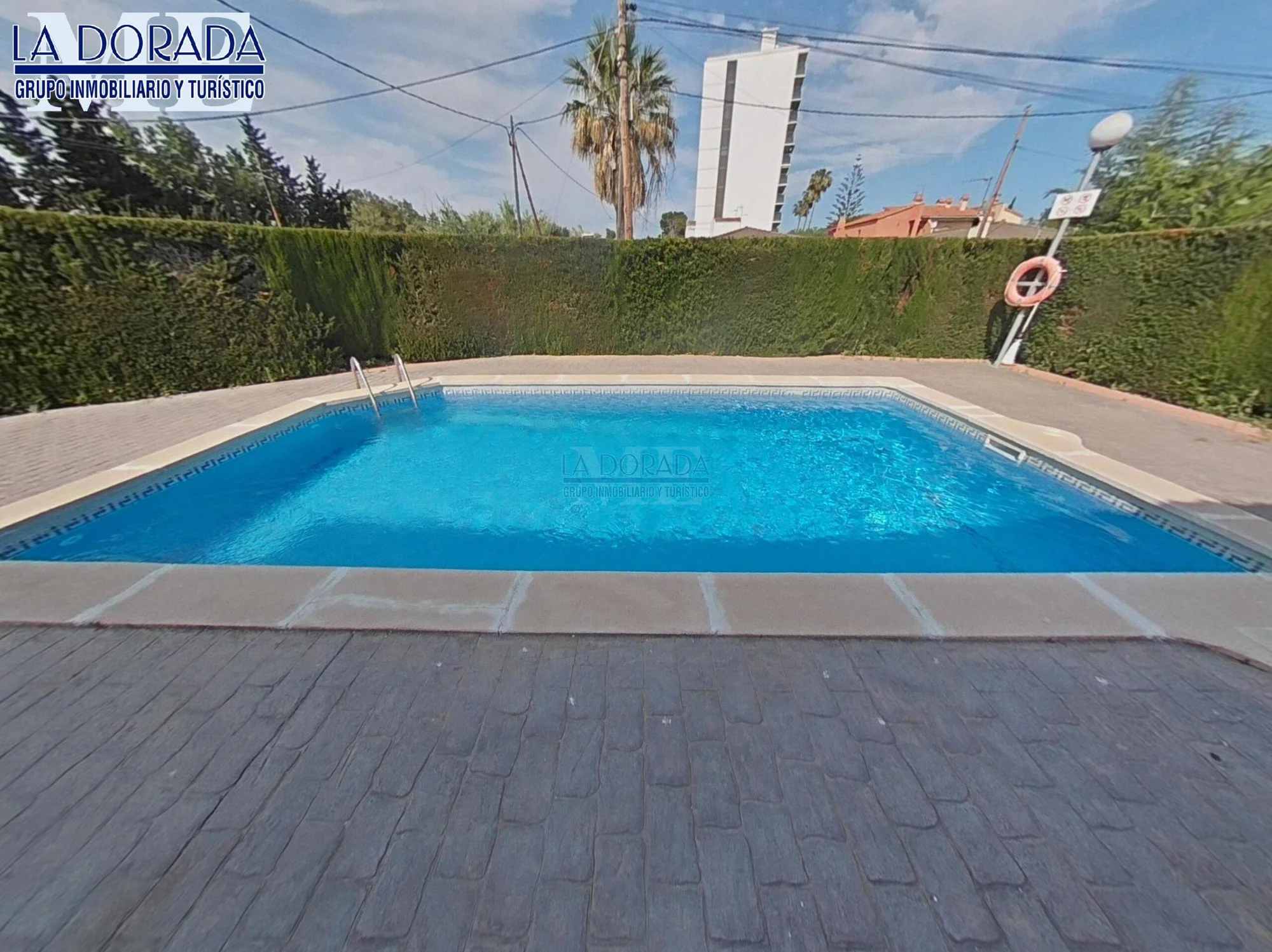 Tourist-licensed ground-floor flat, 2 bedrooms