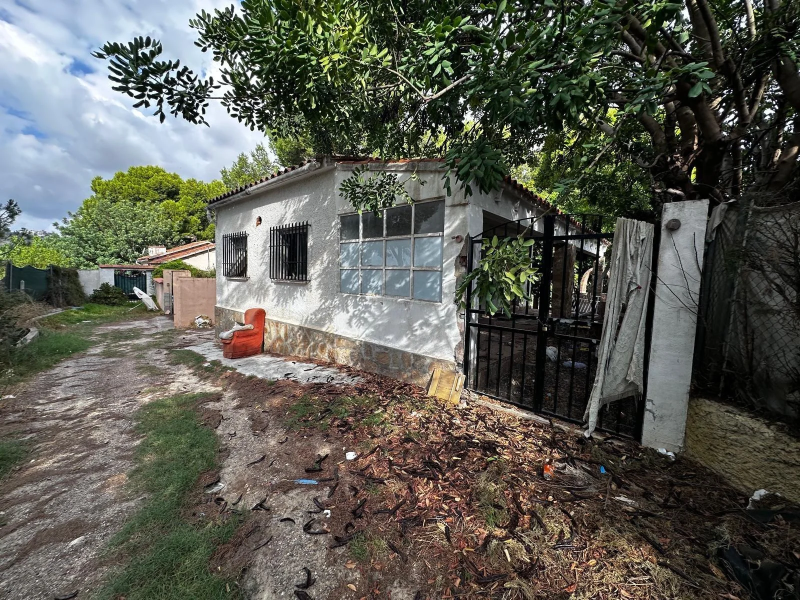 Rural Llíria chalet with pool