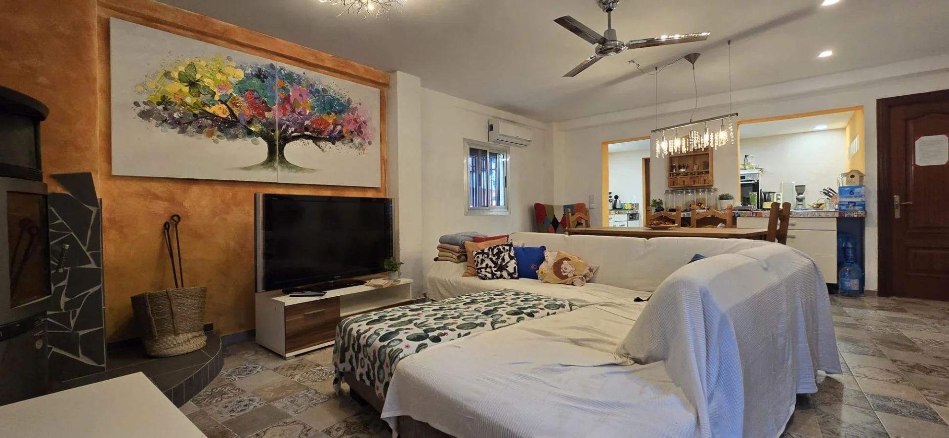 Reformed chalet near Lliria with pool
