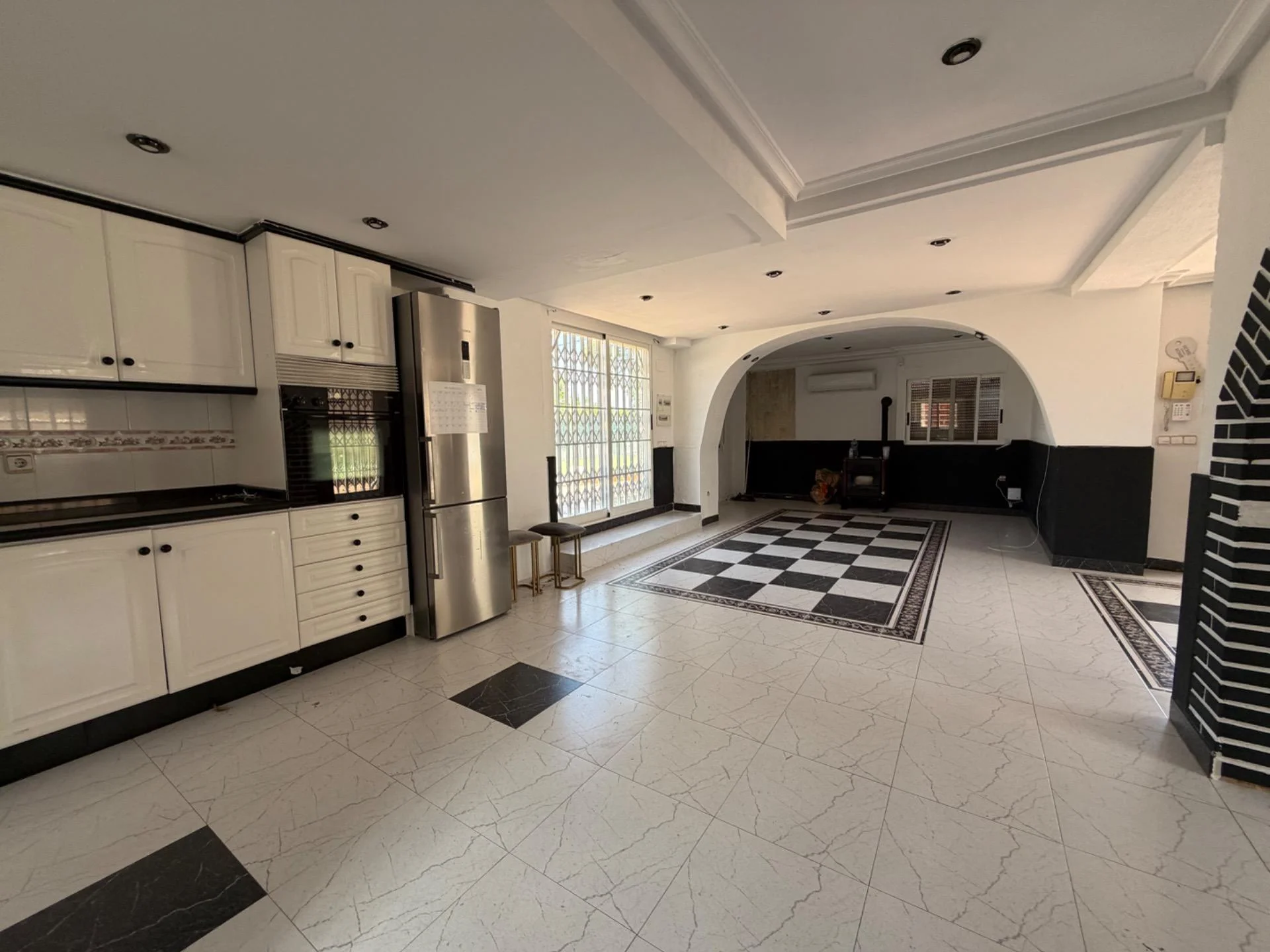 Spacious Llíria chalet with private pool