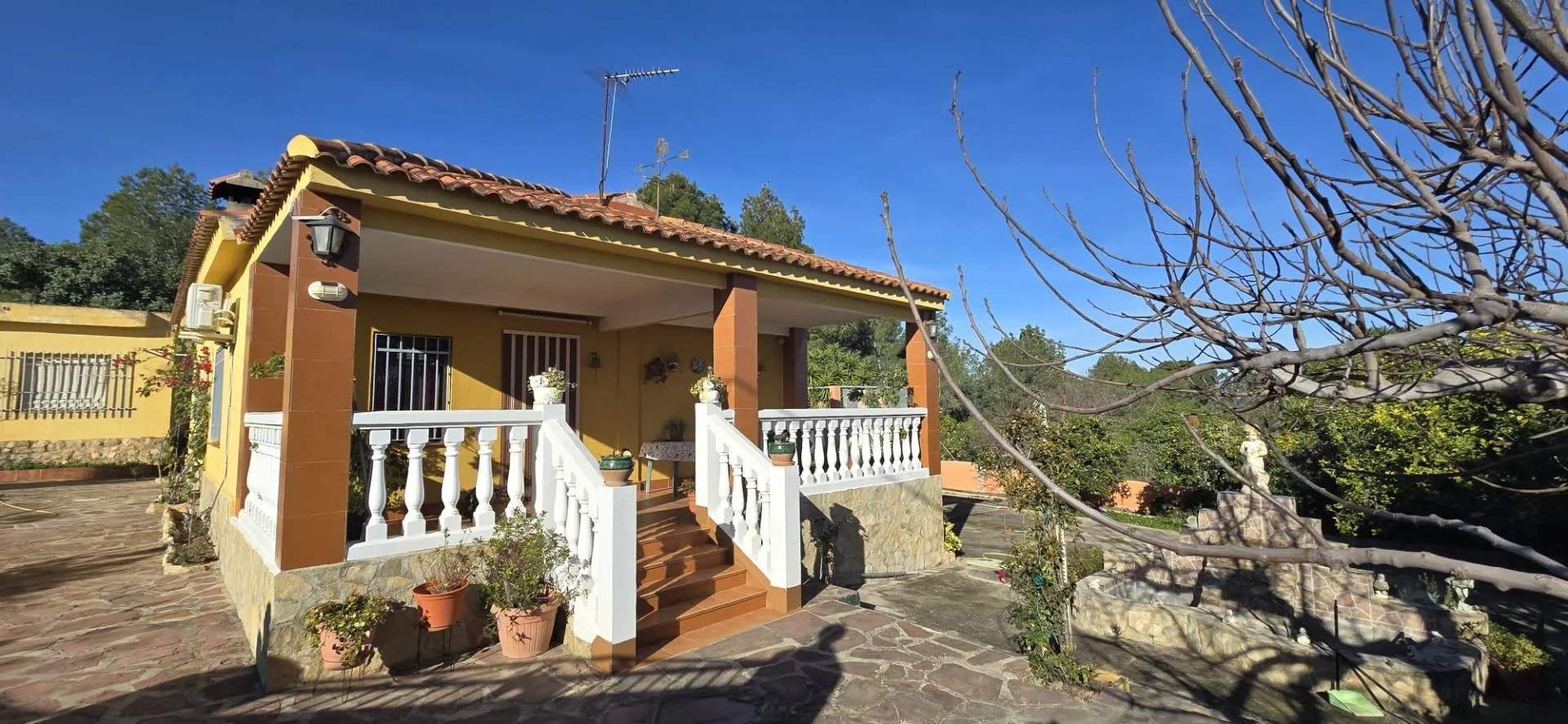 Chalet near Vilamarxant with pool