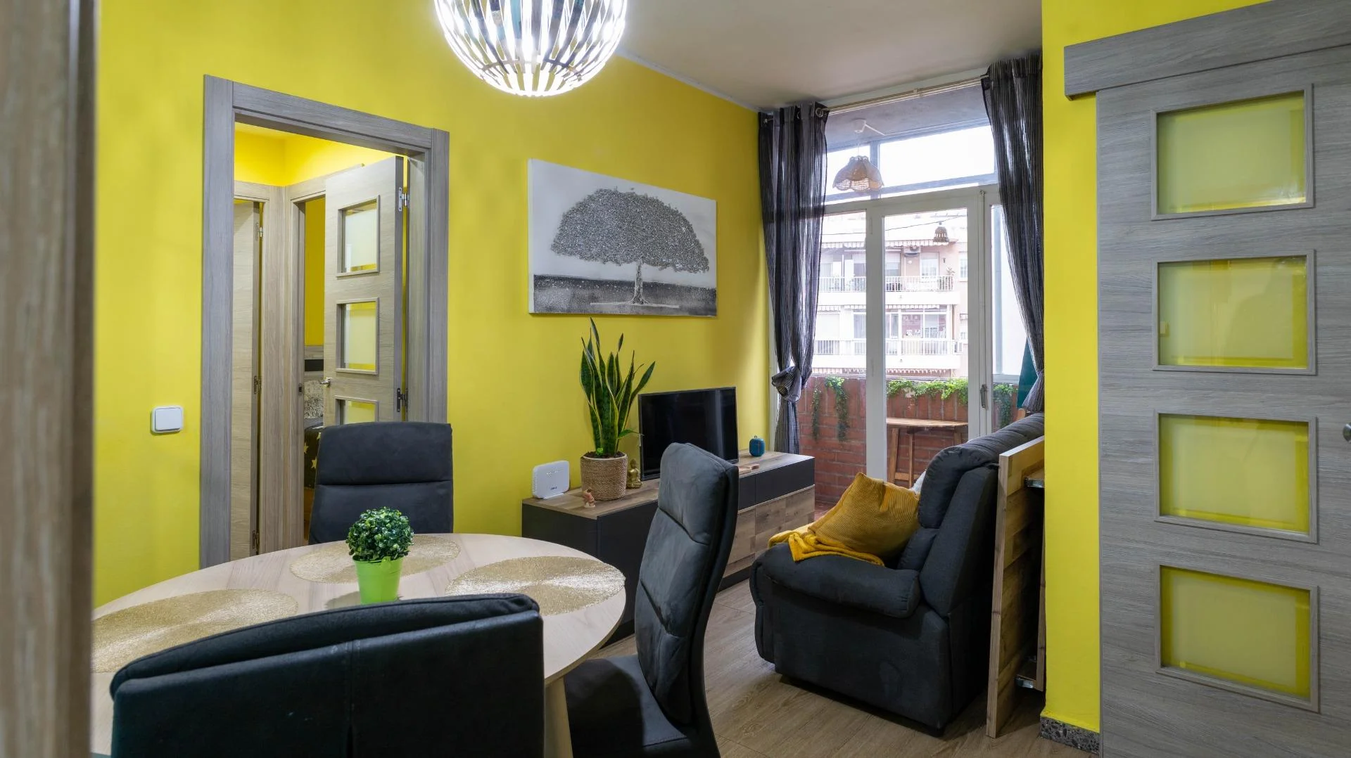 Piso reformado de cuatro dormitorios en Barcelona