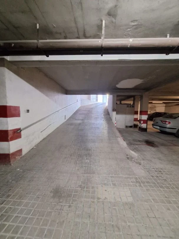 Plaza de garaje en Huesca, 20 m²