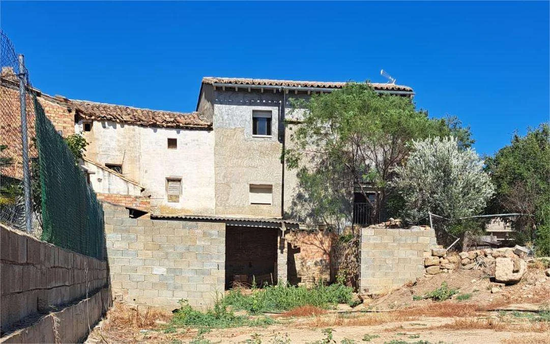 Casa de 531 m² para reformar en Junzano