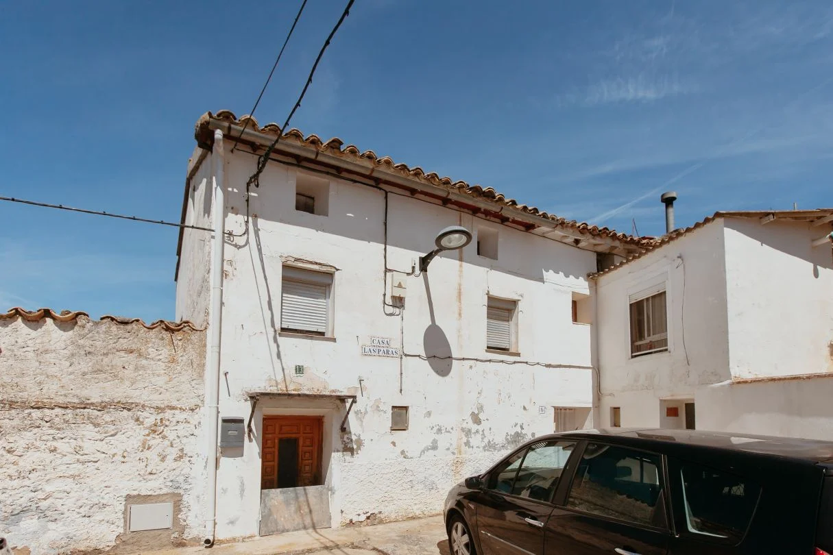 Casa adosada rural con jardín privado