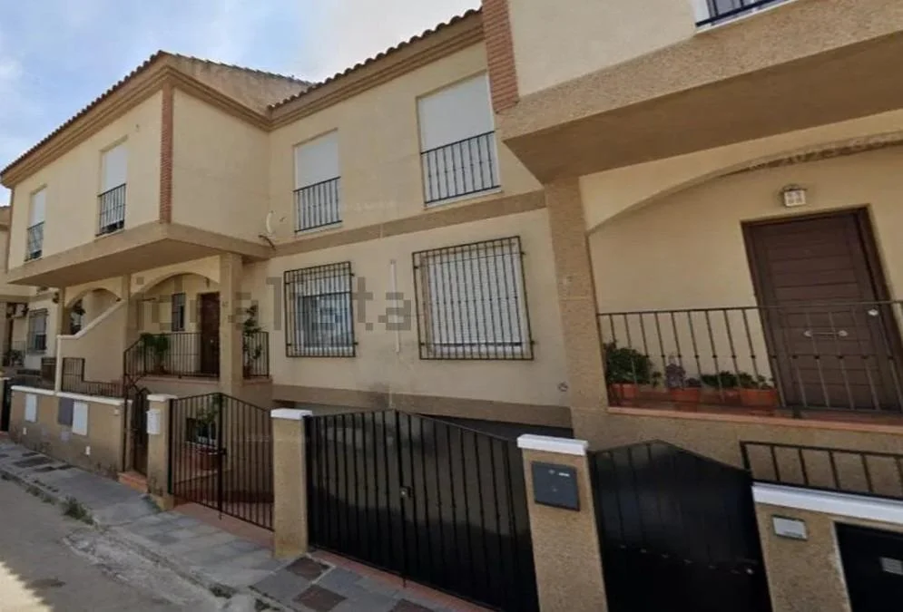 Tenanted townhouse in Vega, 3 bedrooms