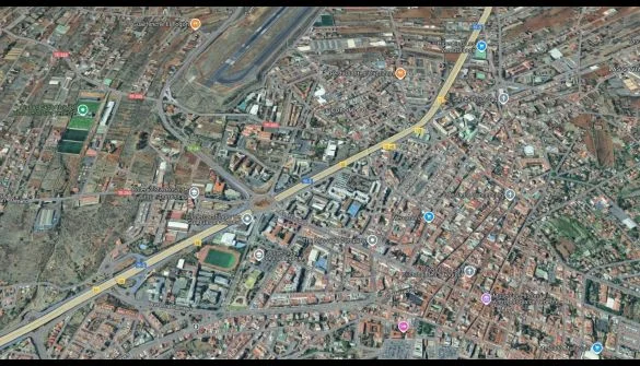 Large La Laguna commercial unit, 697 m²