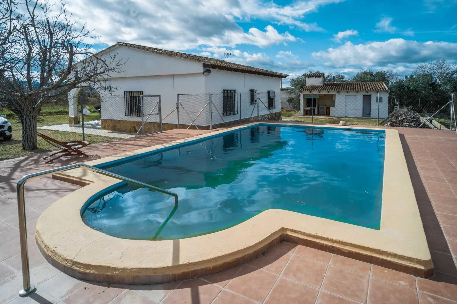 Chalet near Xàtiva with pool