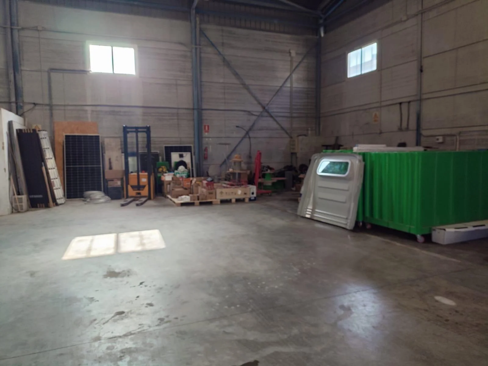 Industrial warehouse with office mezzanine