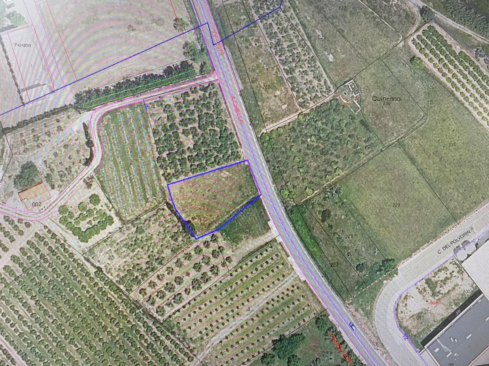 Irrigated rural plot near Bolbaite