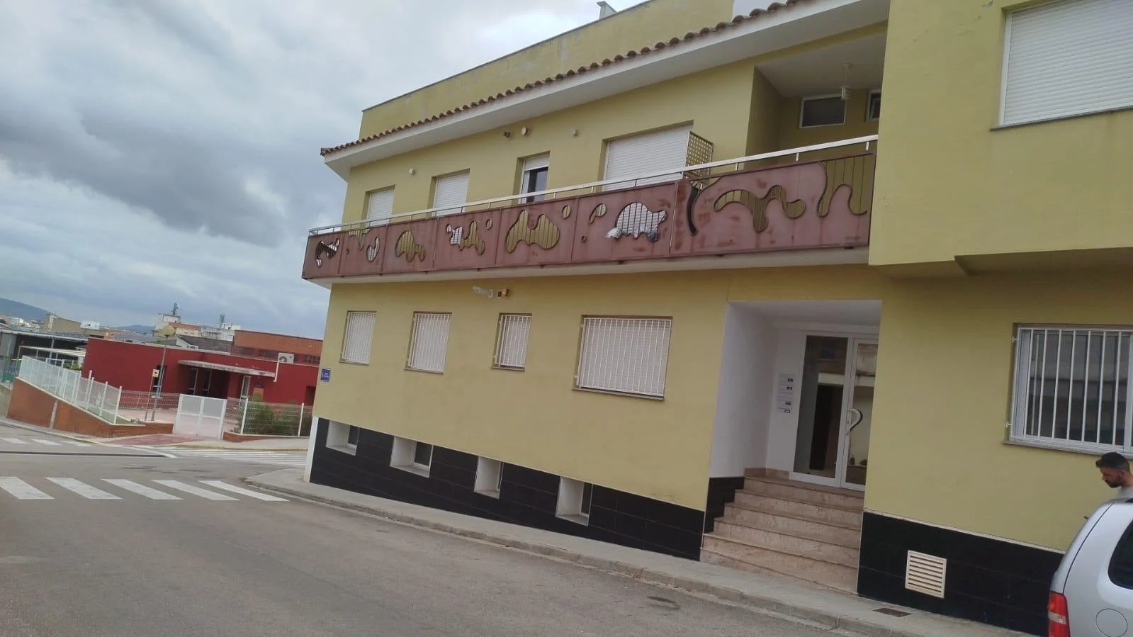Good-condition Montaverner flat, 104 m²