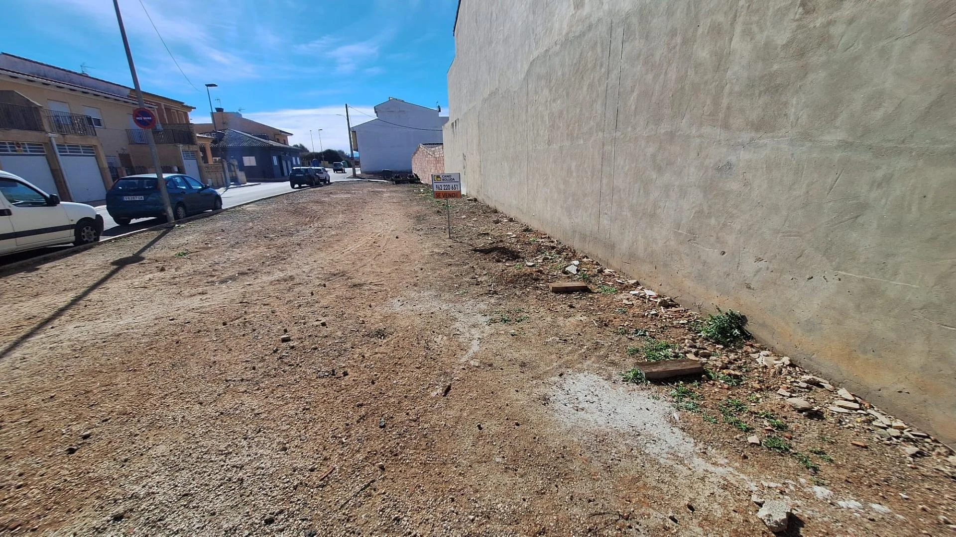 Corner building plot in Chella