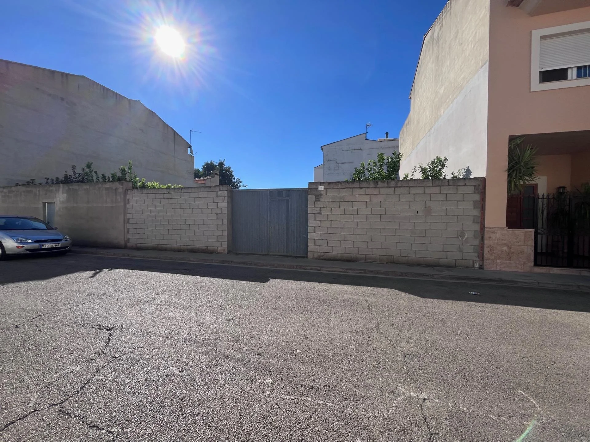 Urban plot in Anna, 254 m²