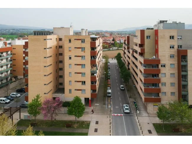Vic apartment with three bedrooms