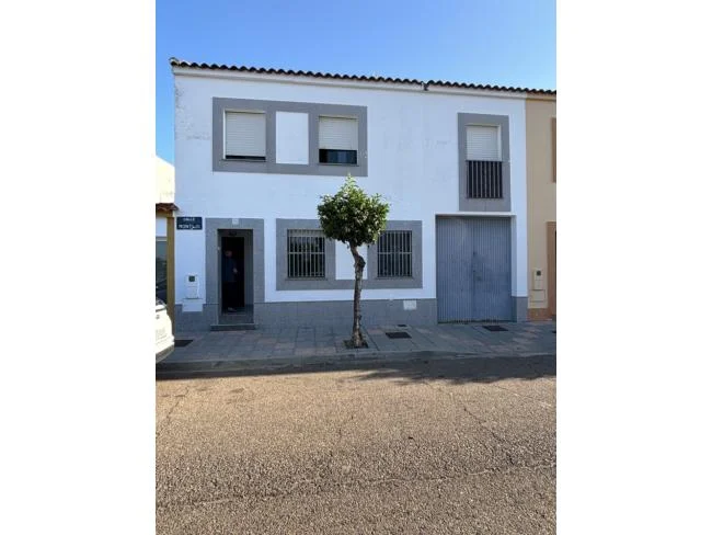 House in Valdelacalzada, 4 bedrooms