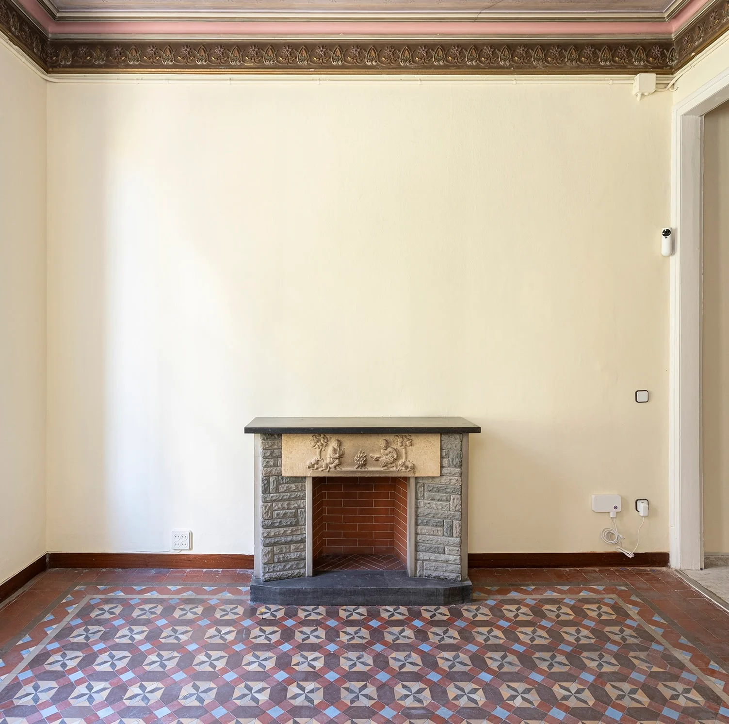 Piso para reformar con terraza privada