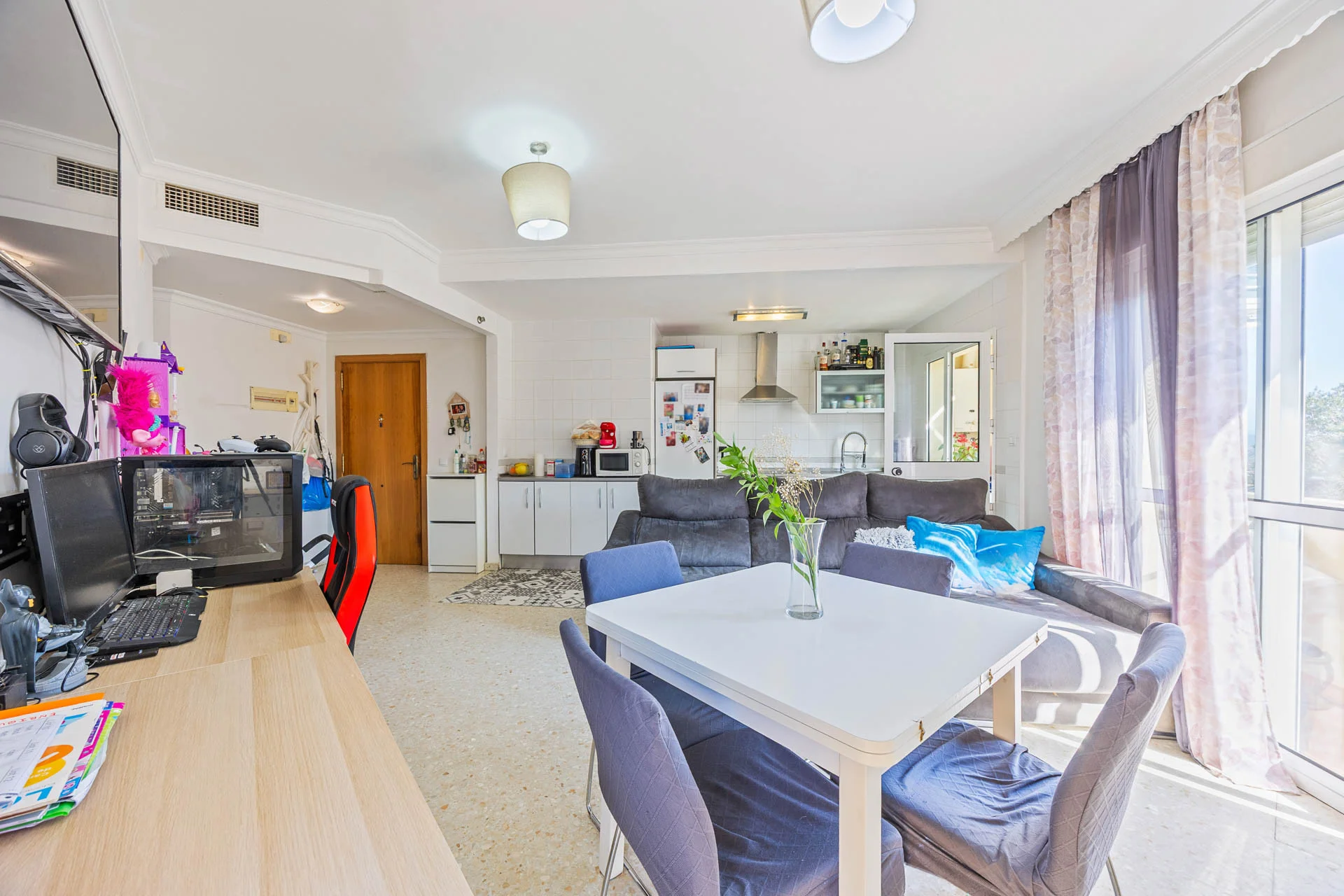 Three-bedroom apartment in San Bernabé