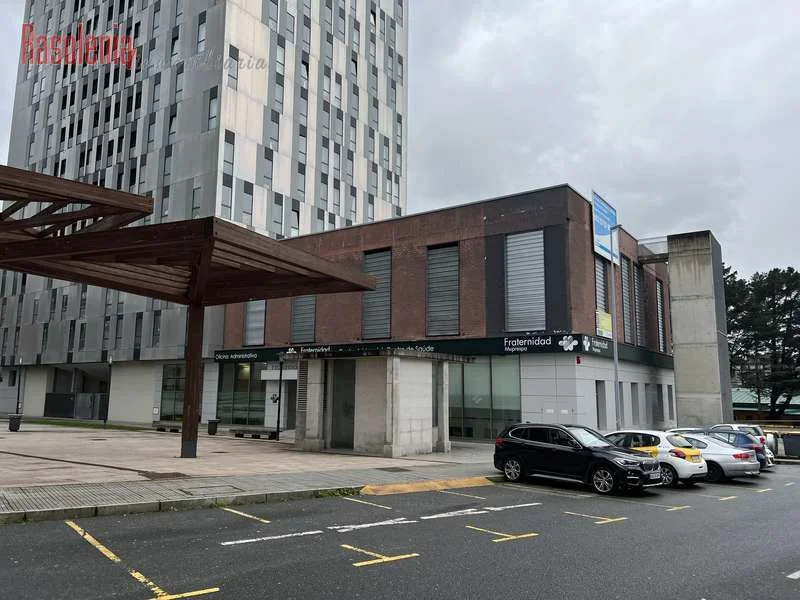 Oficina exterior en primera planta, 253 m²