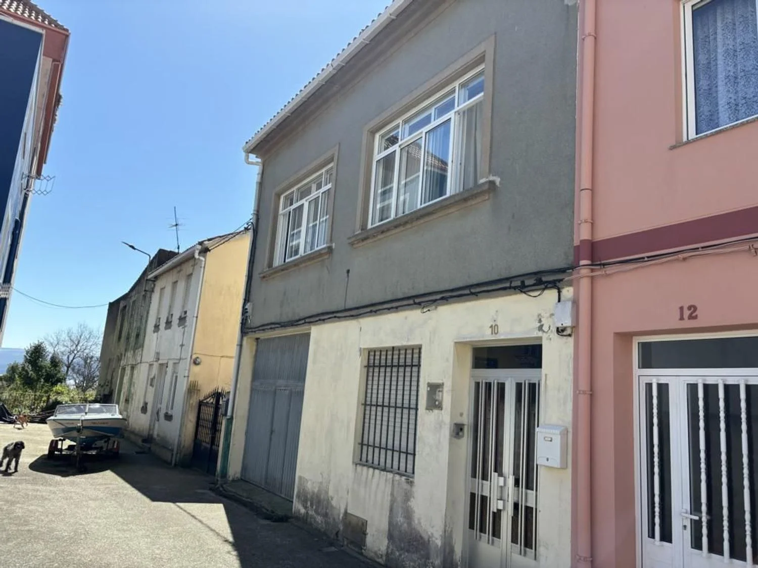 Gran chalet en Cariño, seis dormitorios